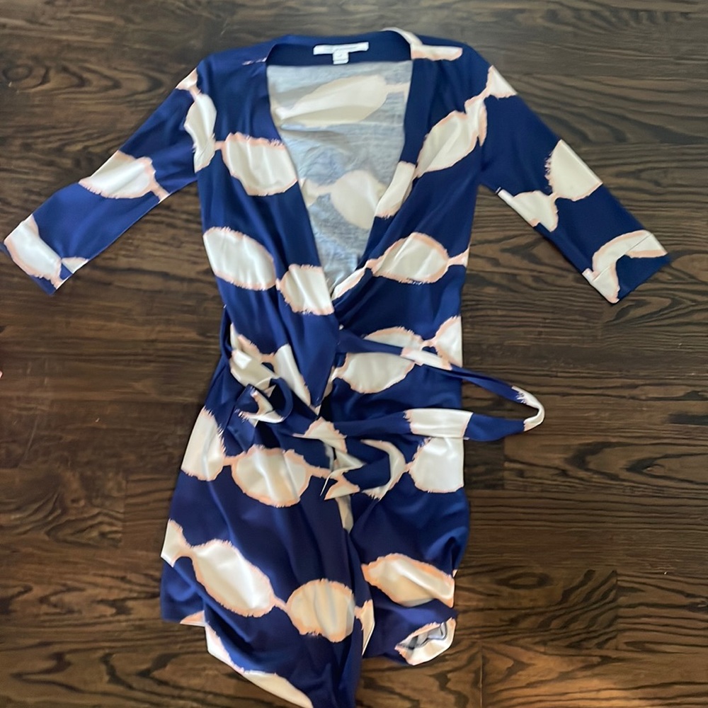 Diane von Furstenberg navy patterned wrap dress